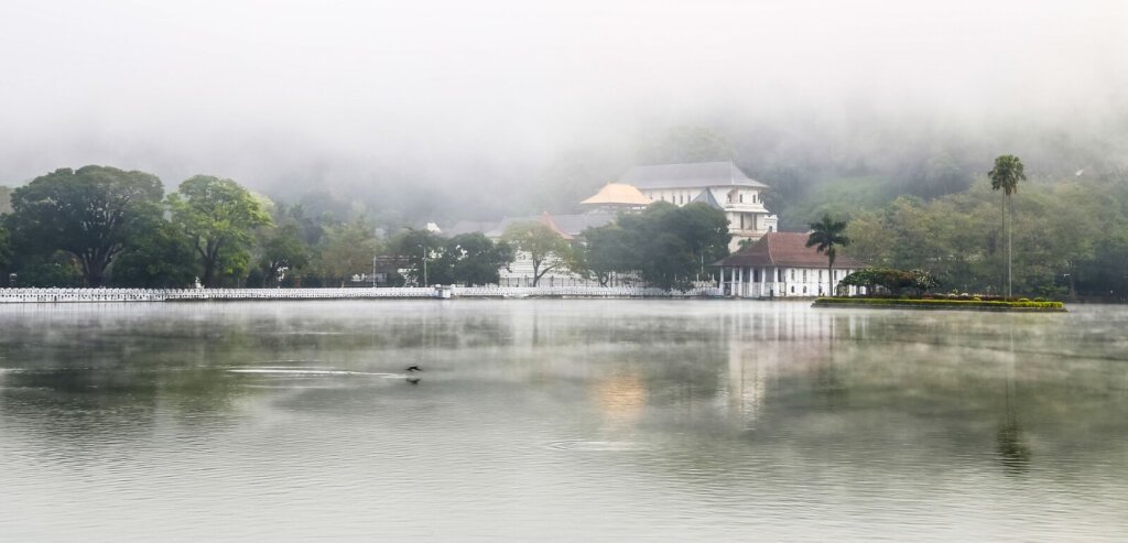 kandy-temple-city